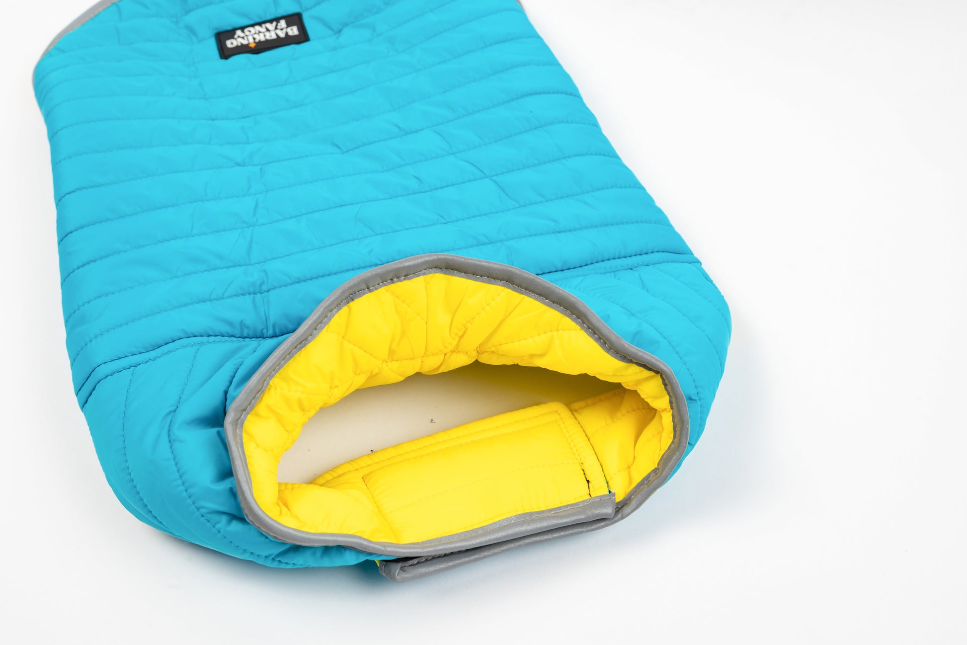 Adventurer Reversible Dog Vest - Blue - Feature - Adjustable Velcro Neck Closure