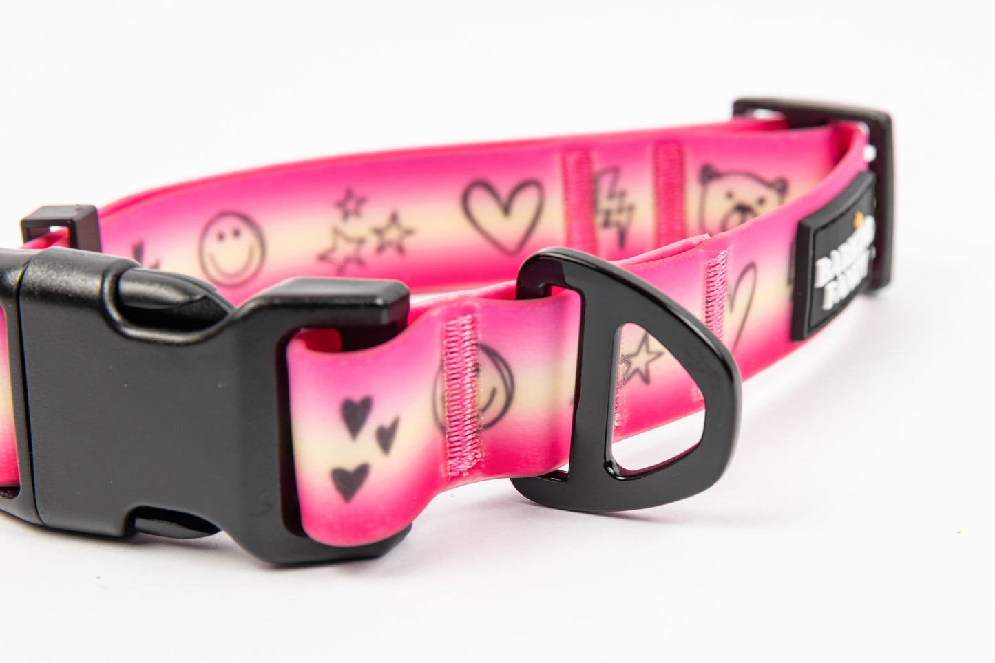 Doodles Waterproof Dog Collar - Pink Gradient - Detail - D-Ring
