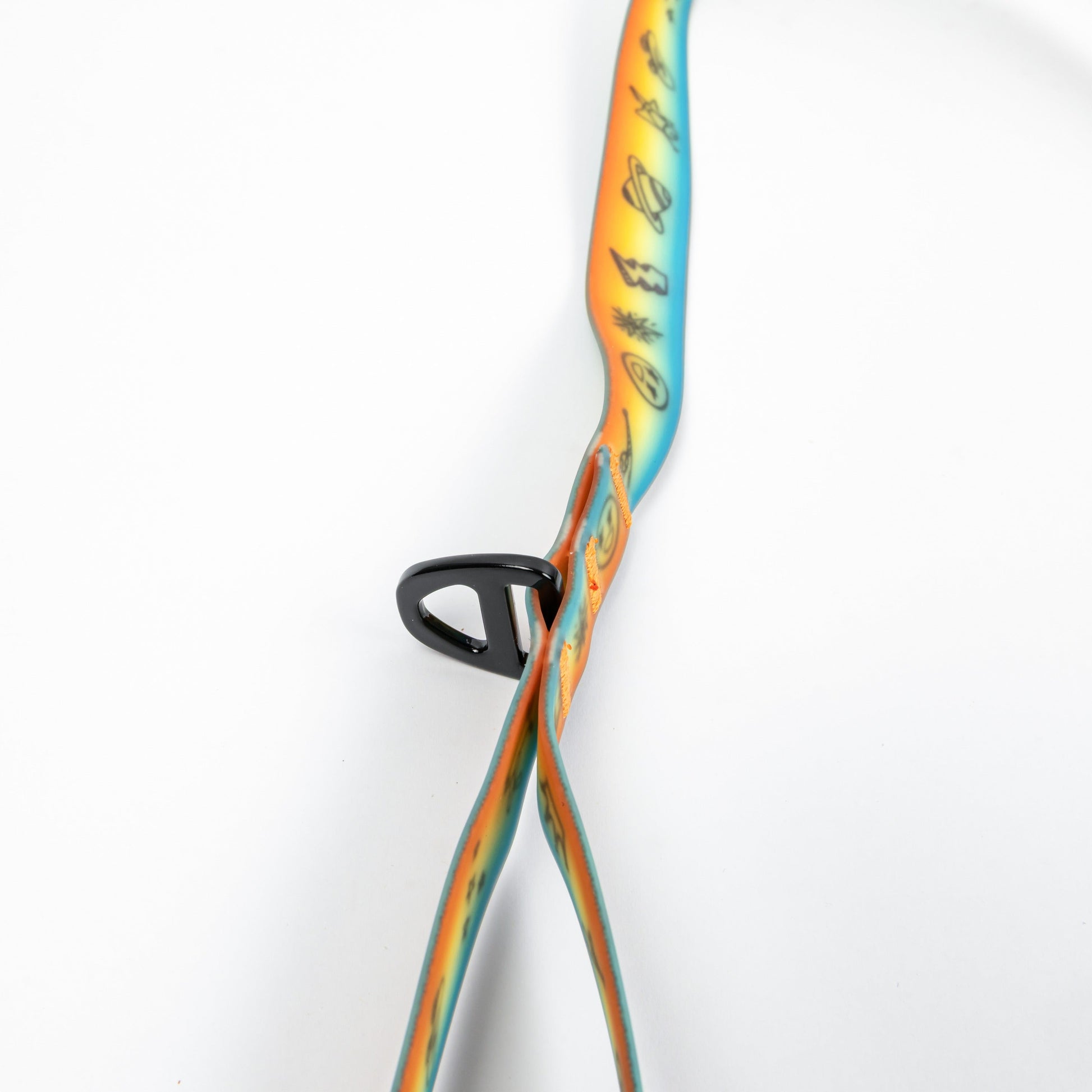 Doodles Waterproof Dog Leash - Orange Gradient - Detail - D-Ring