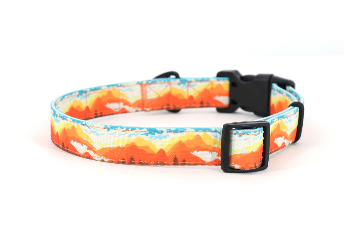 Mountainscape Adjustable Dog Collar
