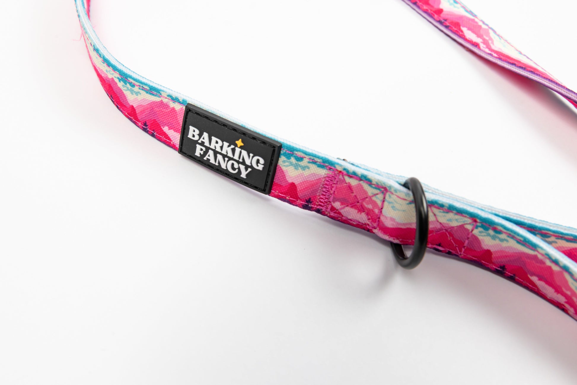 Mountainscape Canvas Dog Leash - Pink - Logo Shot