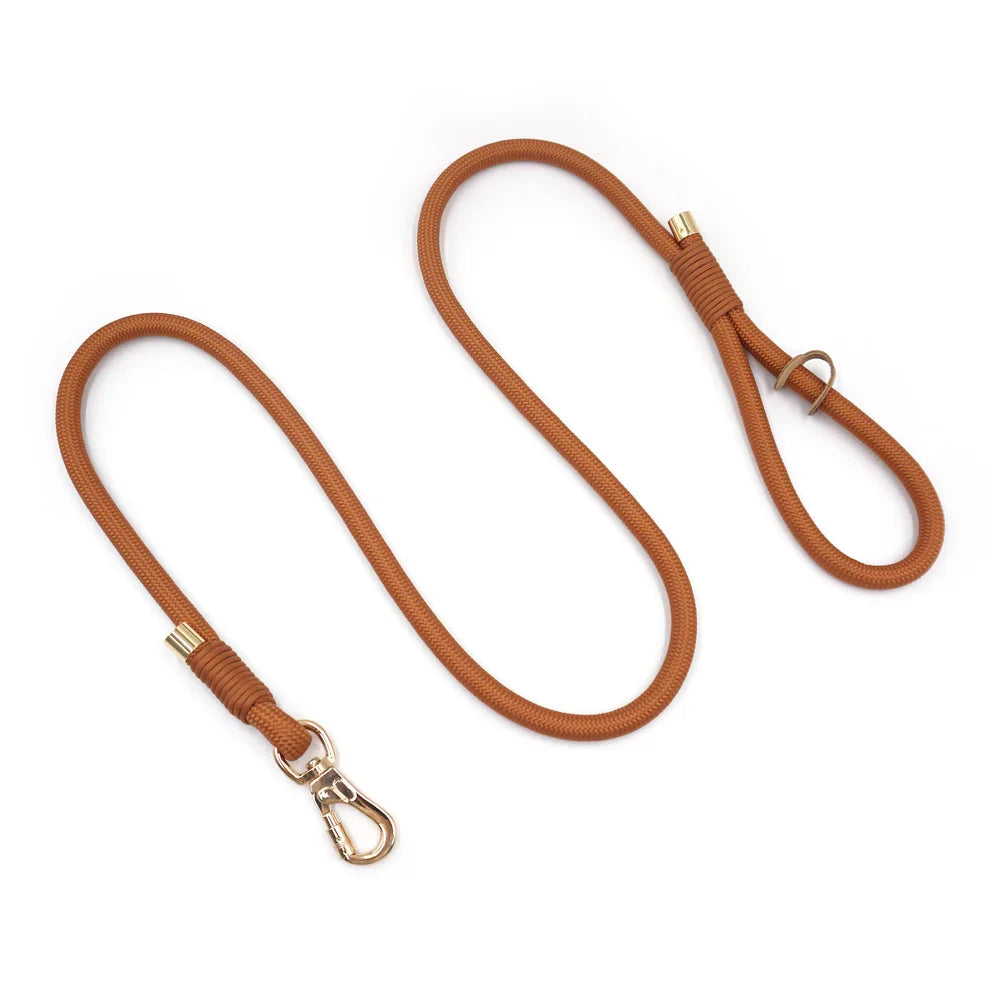 Caramel Signature Rope dog leash on a white background