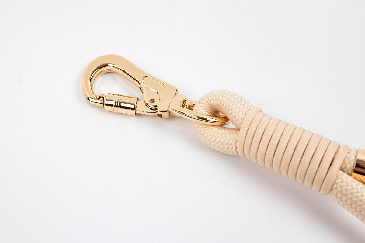 Cream Signature Rope leash locking hardware