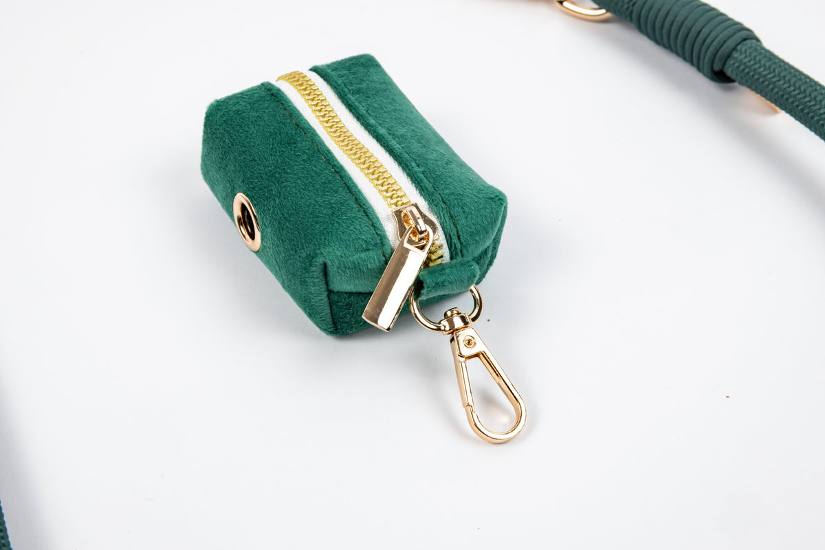 Fir Signature Velvet poop bag dispenser front detail